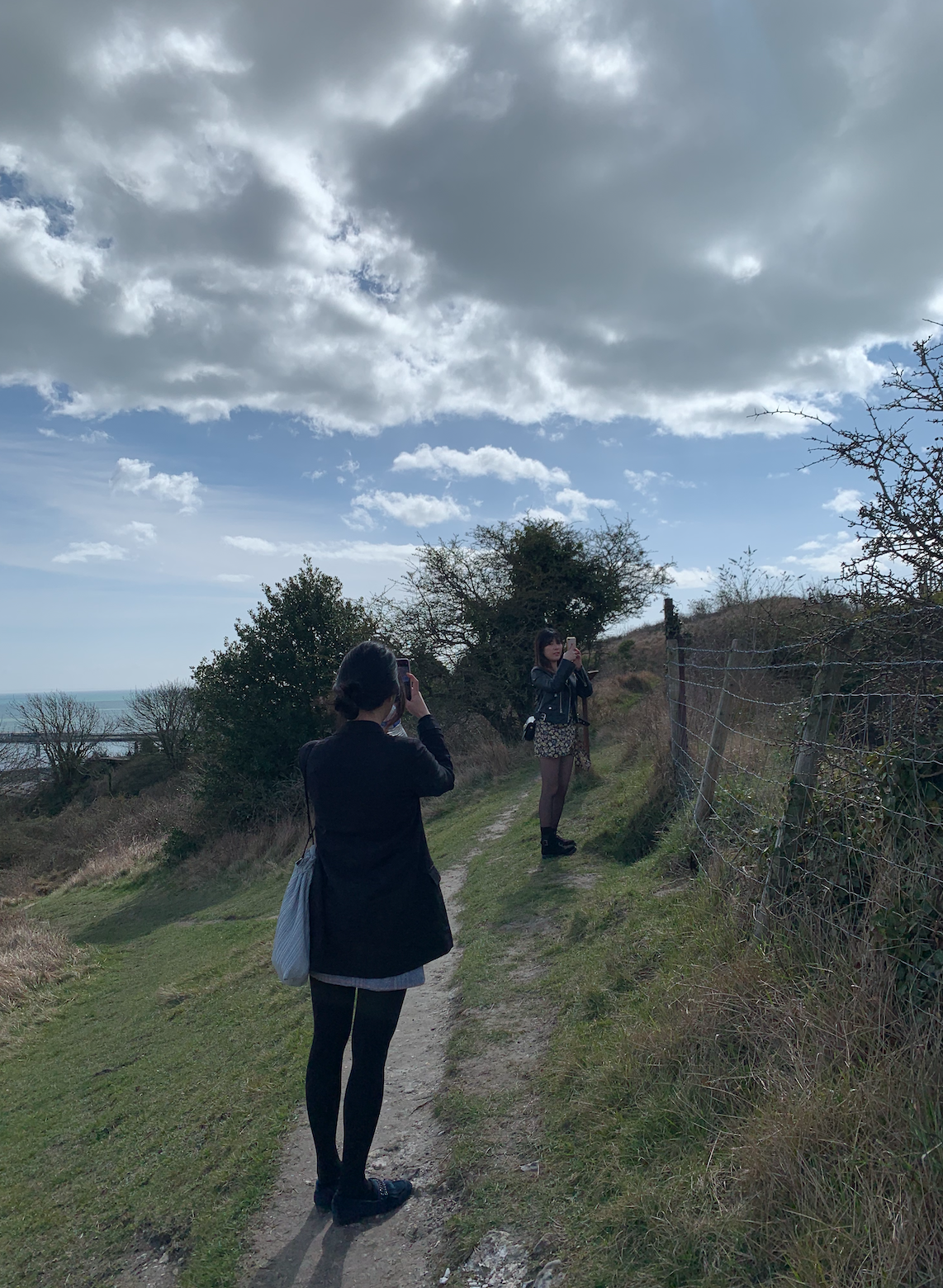 스크린샷 2021-04-09 15.18.47.png