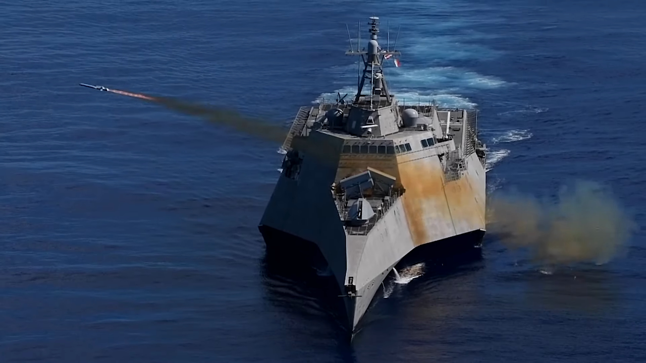 USS Gabrielle Giffords (LCS 10) launches a Naval Strike Missile during exercise Pacific Griffin. - YouTube.mkv_20200319_092439.119.png