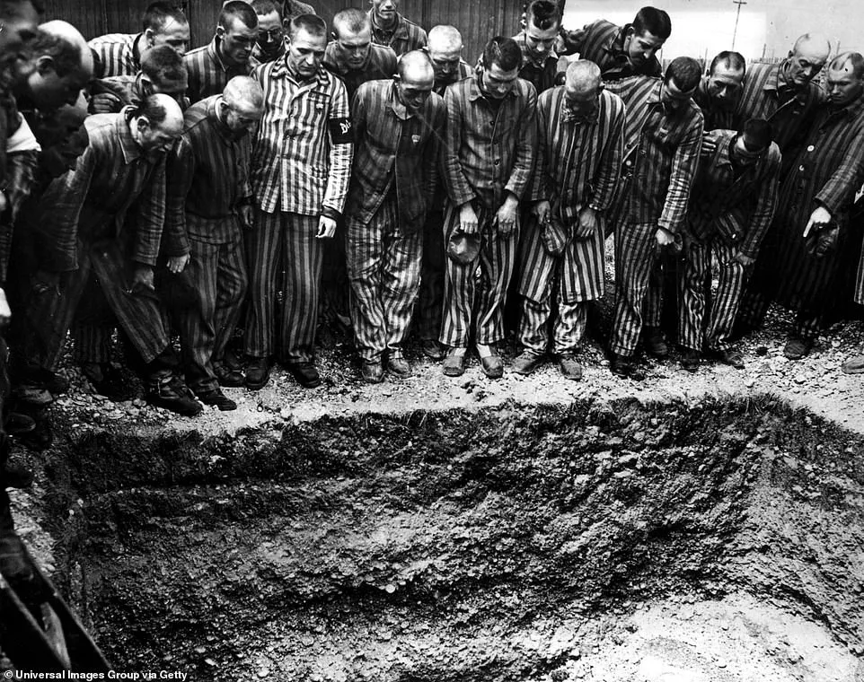 Lee_Miller_The liberation of Dachau concentration camp in Germany on April 30, 1945.png