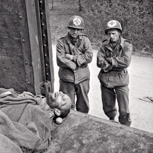 Lee Miller,Dead prisoner, Dacha.png