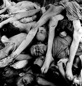 Lee Miller,Dead Prisoners,April 30 1945.png