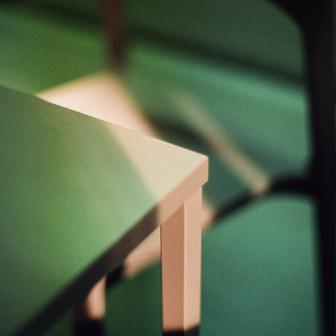 009 모서리.png