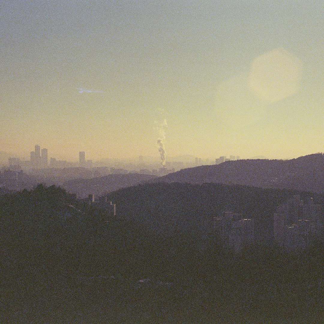 072 먼지낀날.png