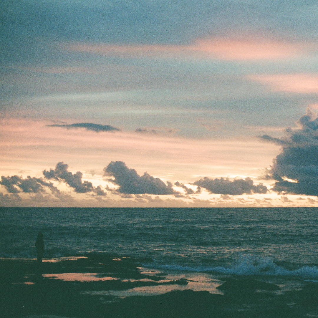 145 구름처럼지나가다.png