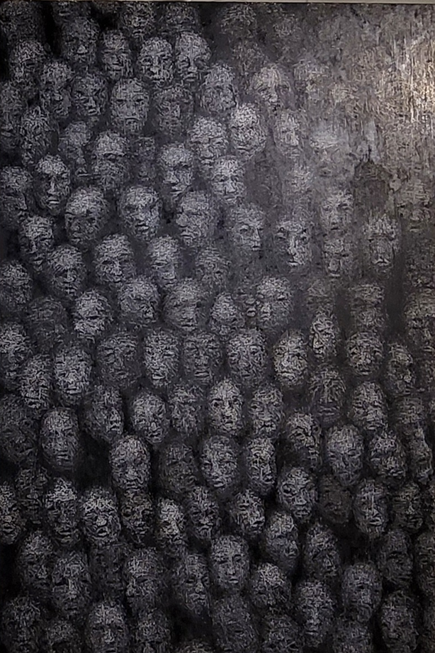 돌이킬수없는-삶의기록들, 장지 먹 수정테이프 콩테 아크릴, 194x130cm, 2024.png