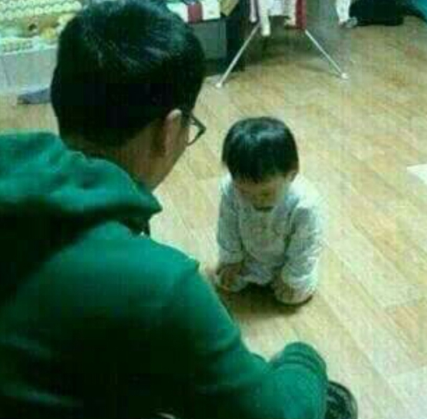 -아빠가 출장 못 가고 공항에서 돌아온 이유  그때 그 사진    네이버 카페.png