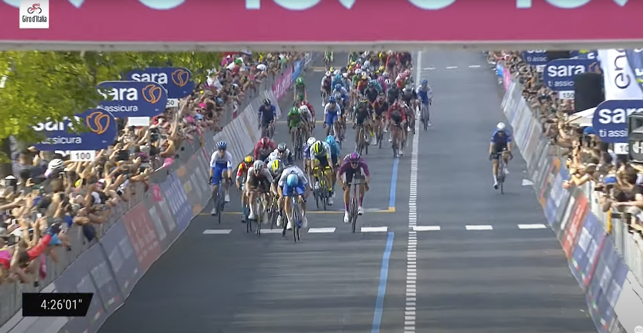 스크린샷 2023-05-25 오전 7.15.45.png