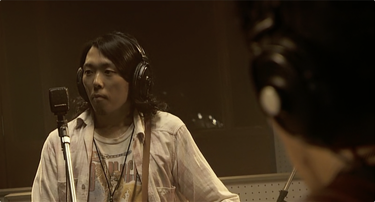 피쉬 스토리.Fish.Story.2009.DVDRip.x264.AC3-Zoo.mkv - 01.47.31.654.png