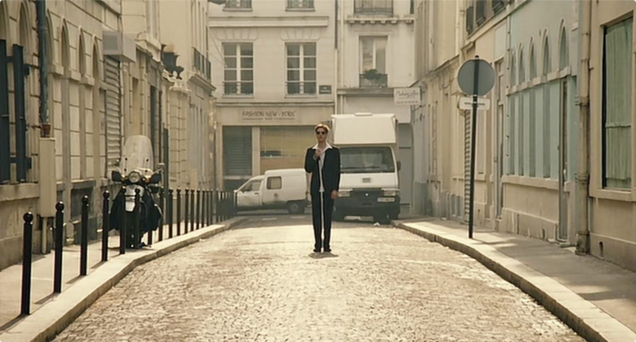 사랑해, 파리 (Paris, Je T'Aime, 2006).XviD.AC3-WAF.avi - 01.30.43.558.png