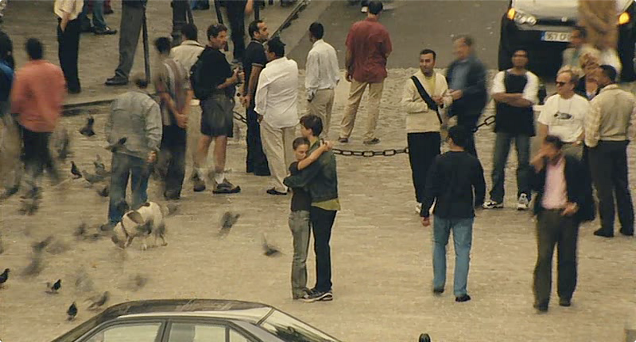 사랑해, 파리 (Paris, Je T'Aime, 2006).XviD.AC3-WAF.avi - 01.33.36.648.png