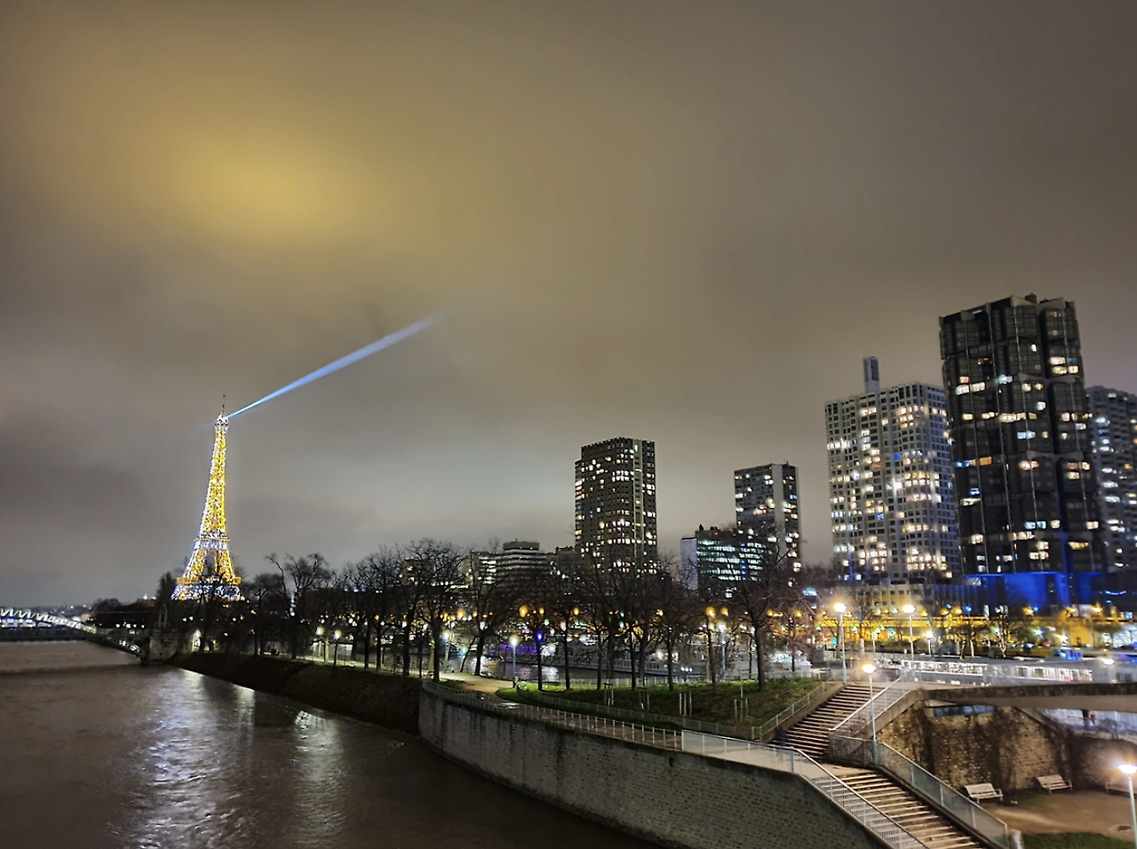 스크린샷 2025-10-07 오후 10.35.39.png