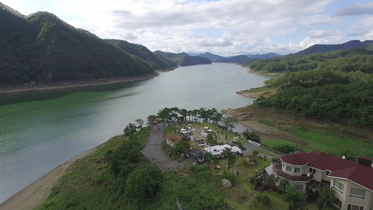 60903_결혼식_01_DJI_0005.MOV_000103653.png