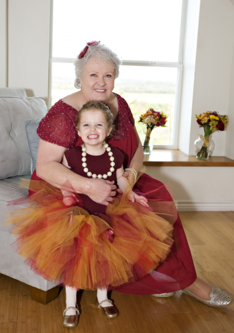 할머니와 손녀.png