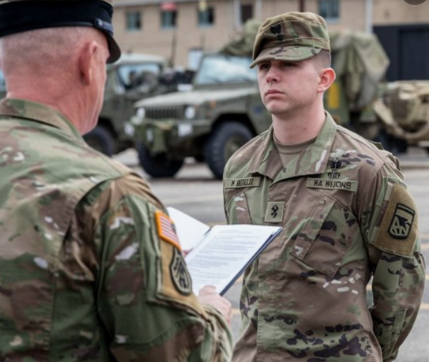 상관의명령과 복종.png