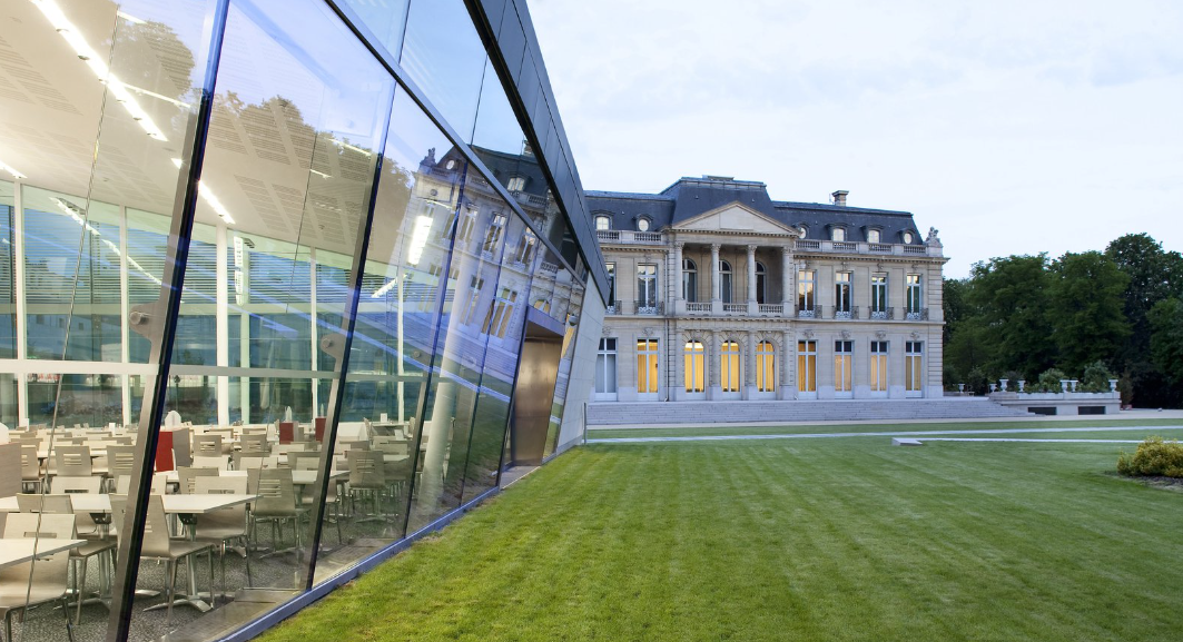 OECD 파리 내부 .png