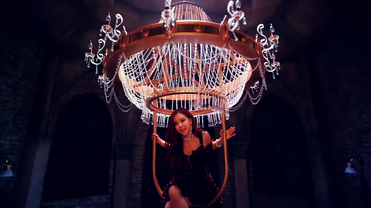 BLACKPINK - ‘뚜두뚜두 (DDU-DU DDU-DU)’ M_V 0000131721ms.png