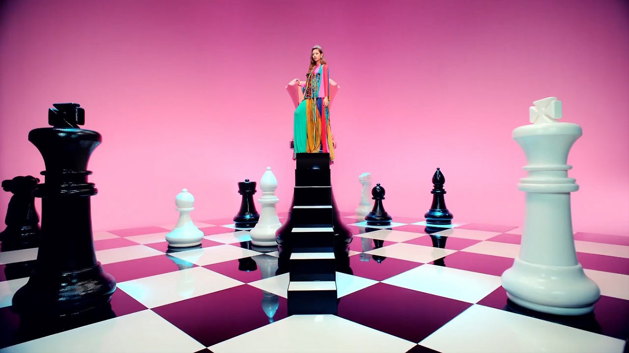 BLACKPINK - ‘뚜두뚜두 (DDU-DU DDU-DU)’ M_V 0000021712ms.png