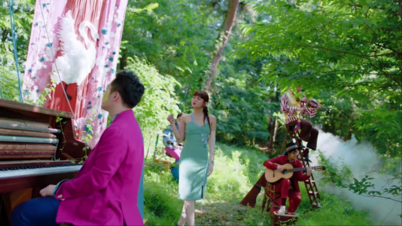 [MV] MINSEO(민서) _ Is Who 0000049443ms.png