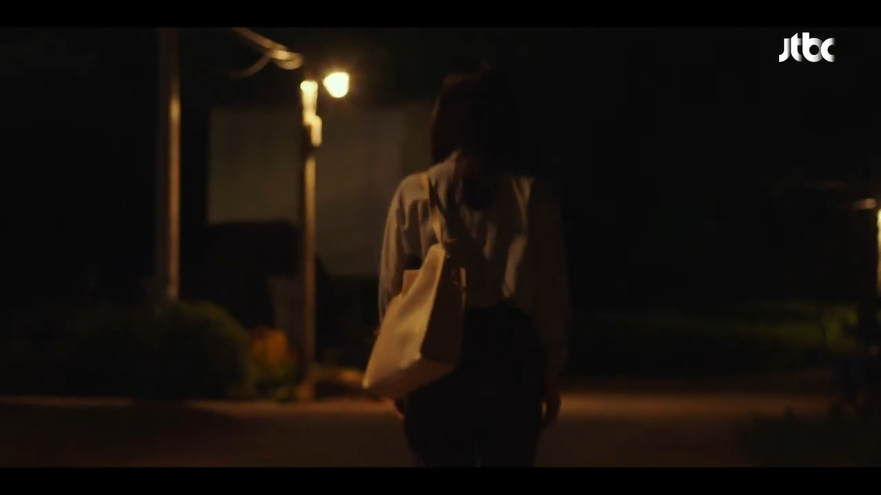 '모든 관계가 노동이에요..' 참다 참다 결국 터져버린 김지원의 눈물� 나의 해방일지(myliberationnotes) 2회 _ JTBC 220410 방송 1-53 screenshot.png