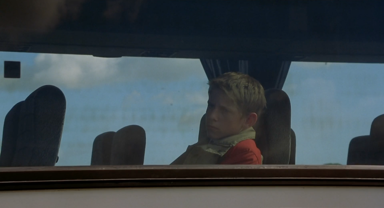 Billy Elliot 2000 1080p BDRip x264 AC3-KINGDOM.mkv - 01.42.04.952.png