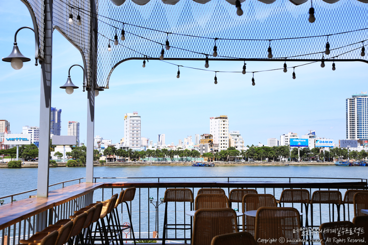 12. 아로이디저트카페.png