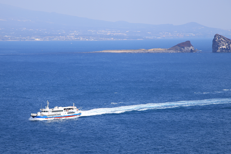 5.형제섬,마라도가는배resize.png