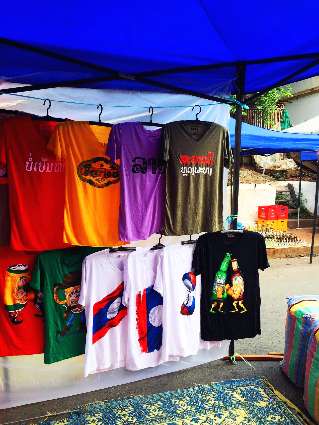 20150721_luang prabang_market_01.png