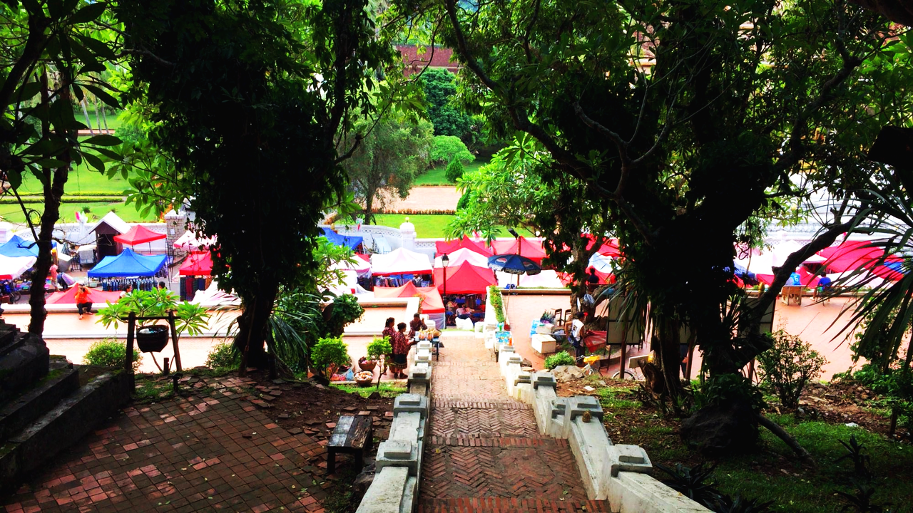20150721_luang prabang_market_07.png