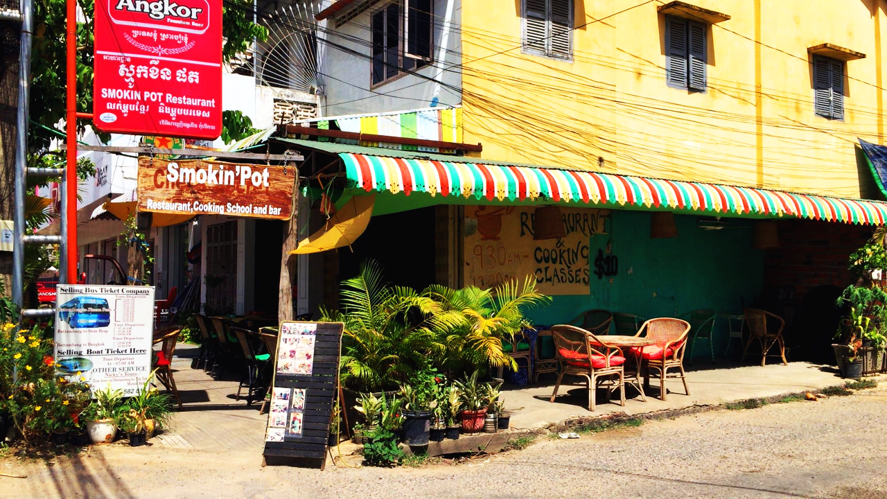 20150705_battambang_smokin pot_01.png