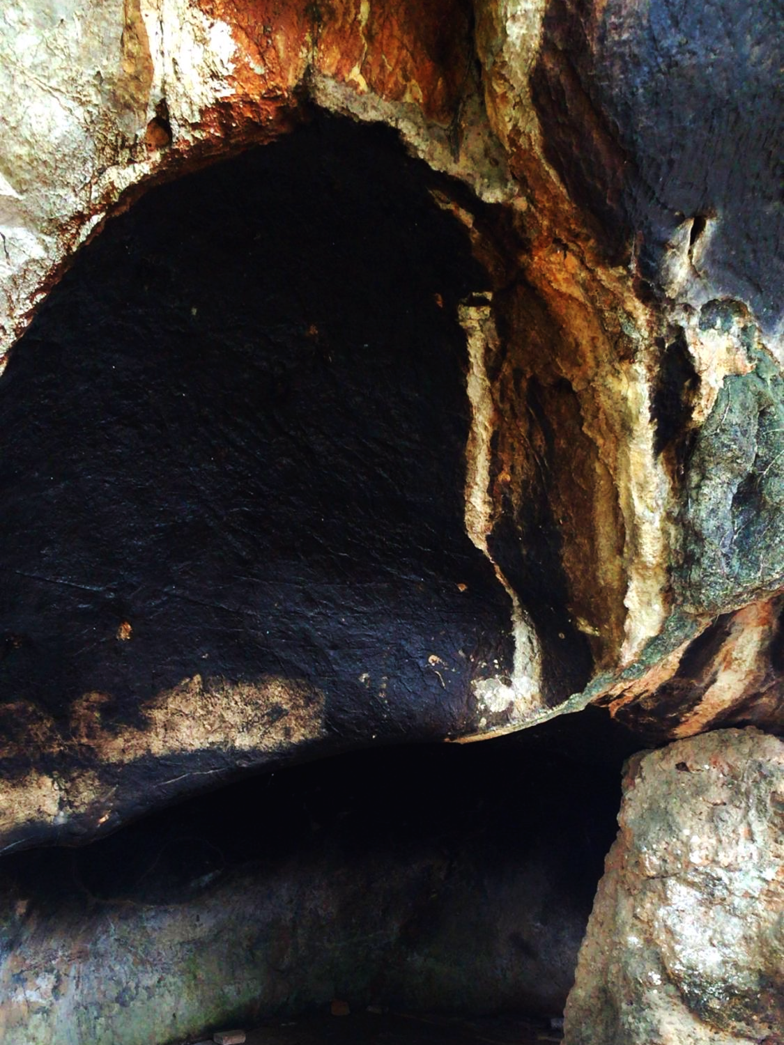 20150722_luang prabang_mekong_budda cave_16.png