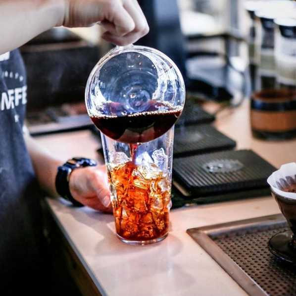 커피 프랜차이즈 브랜드 마케팅.png