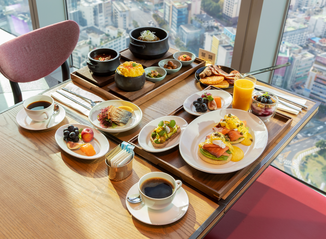 5. [제주 드림타워 복합리조트] '포차' 프리미엄 조식 (한식, 서양식).png