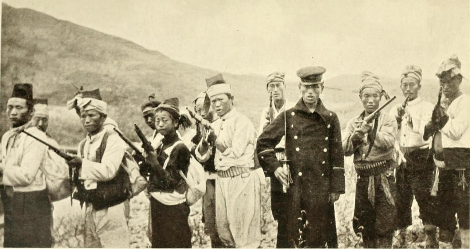 Company_of_Korean_rebels_1907_by_F_A__McKenzie_from_Tragedy_of_Korea_losslessrotate0_35cropped.png