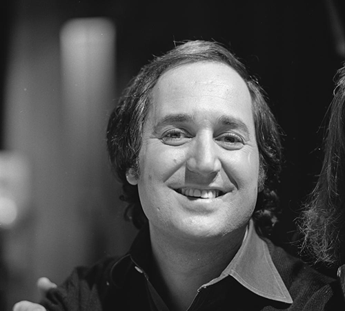 Neil_Sedaka_-_TopPop_1974_1.png