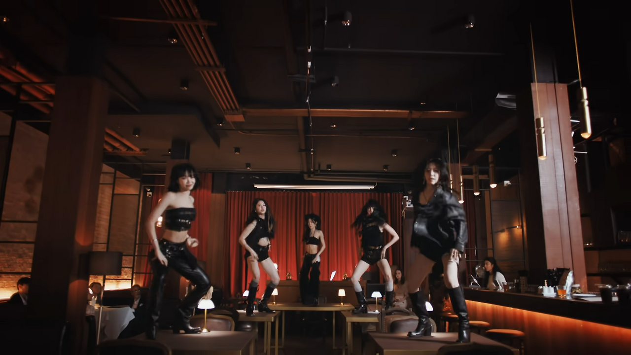 LE SSERAFIM (르세라핌) 'UNFORGIVEN (feat. Nile Rodgers)' OFFICIAL M_V 0-41 screenshot.png