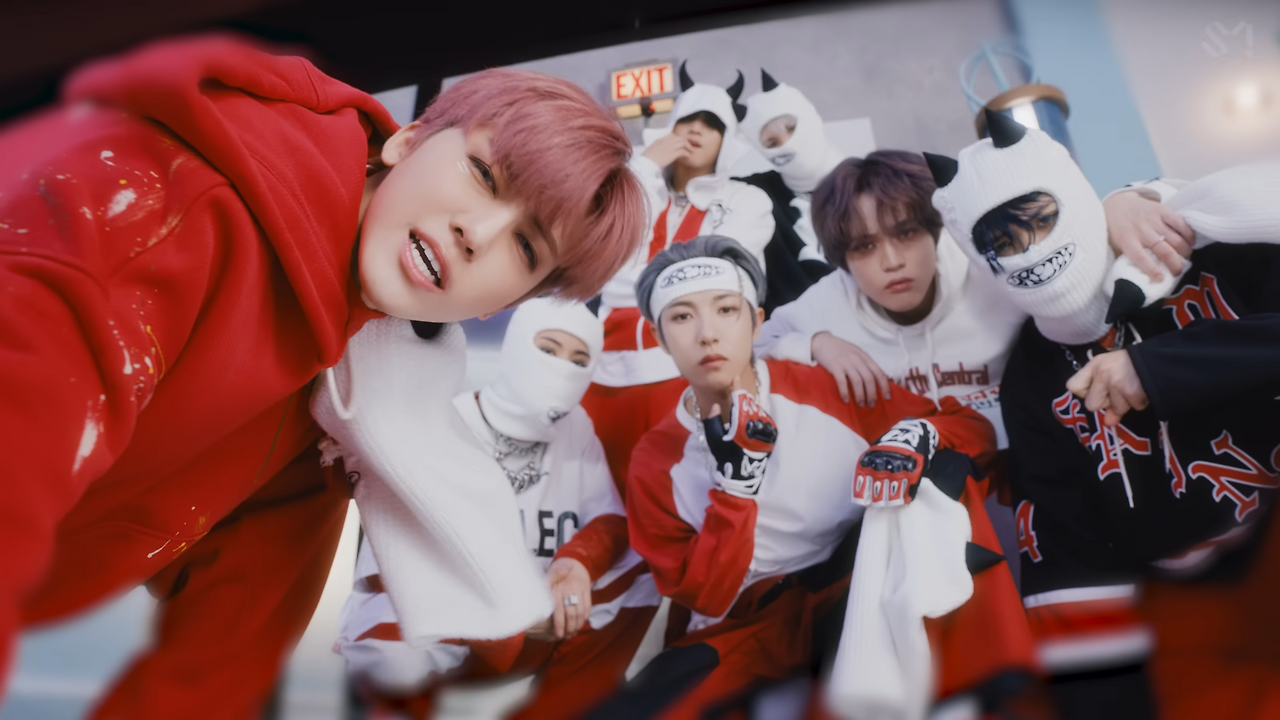 NCT DREAM 엔시티 드림 'ISTJ' MV 1-26 screenshot.png