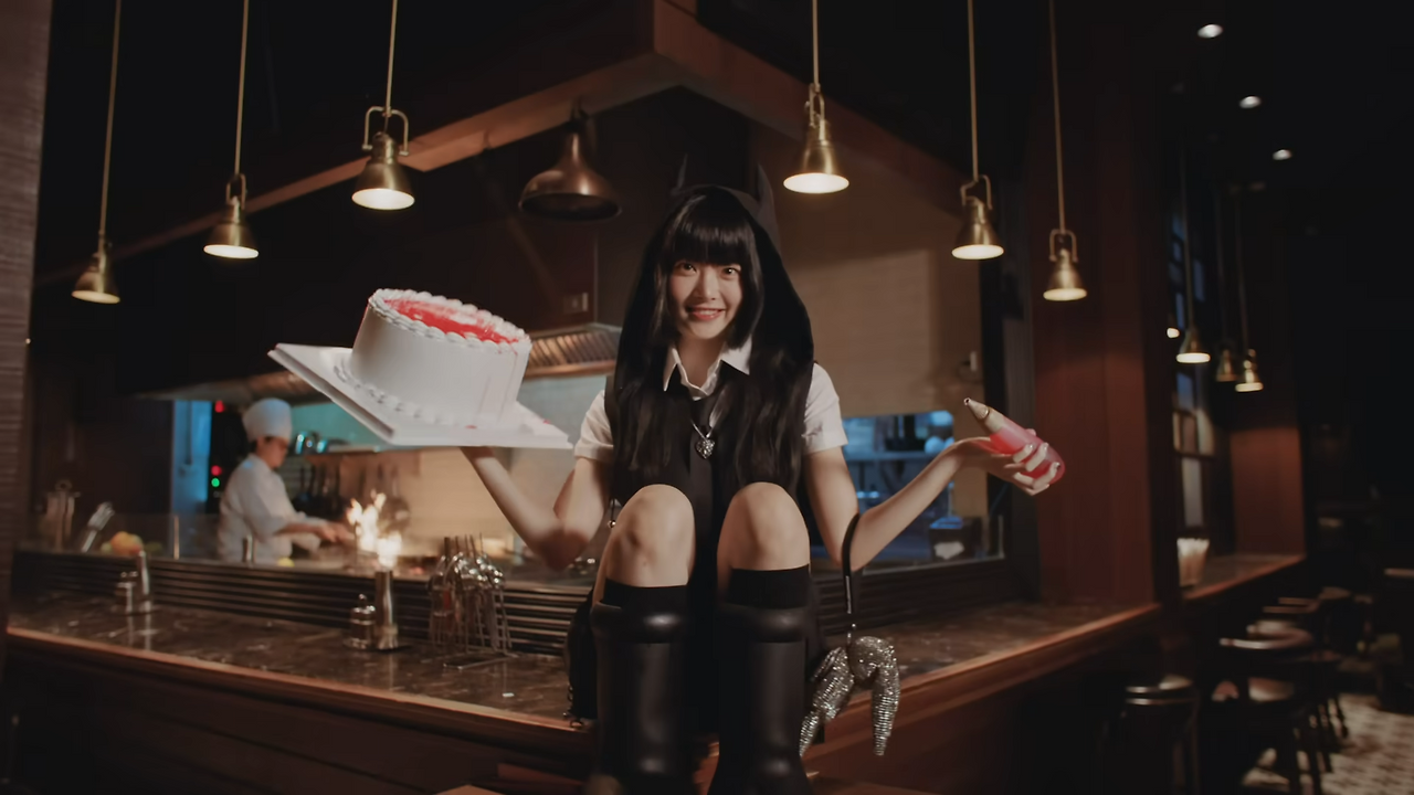 LE SSERAFIM (르세라핌) 'UNFORGIVEN (feat. Nile Rodgers)' OFFICIAL M_V 1-3 screenshot.png