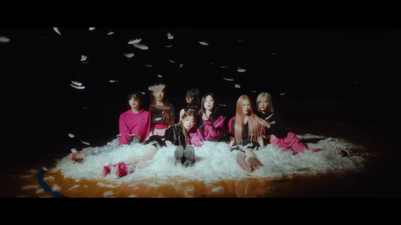 Billlie _ 'EUNOIA' M_V 0-38 screenshot.png