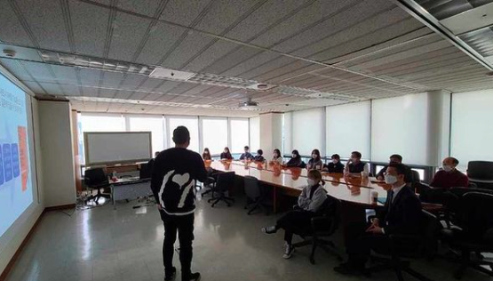 스크린샷 2020-12-14 오전 9.48.10.png