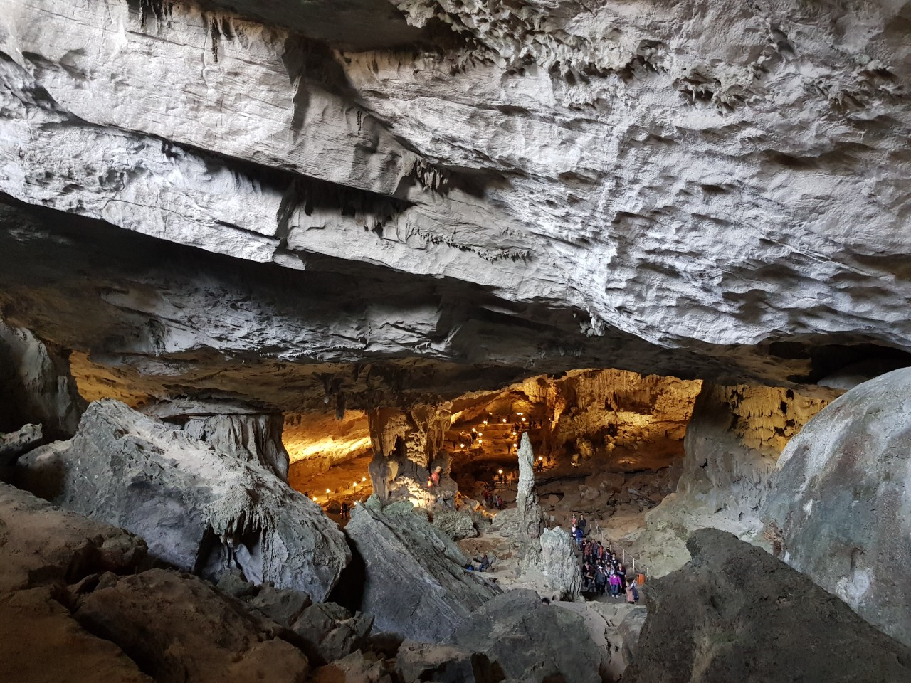 항두고 동굴2.png