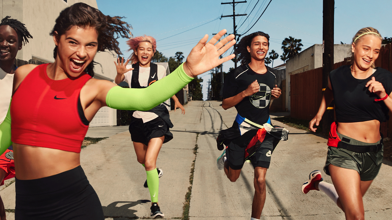 nike running.png