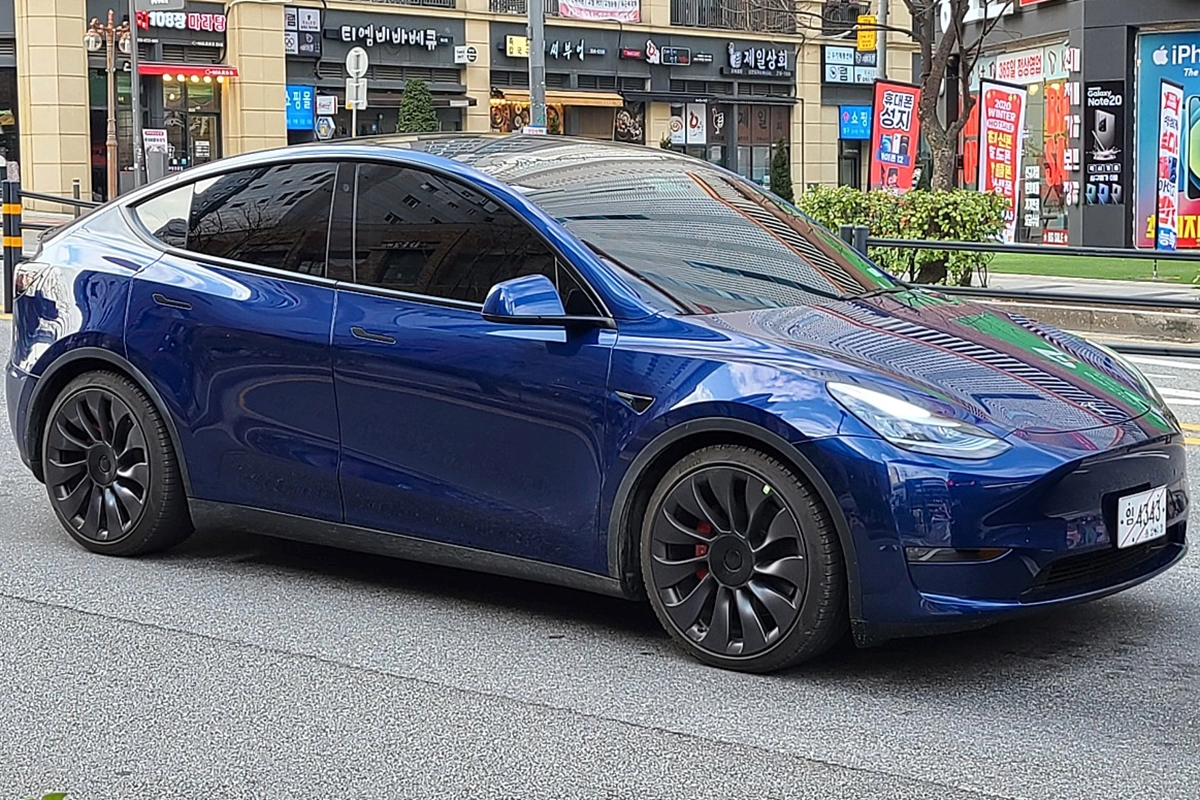 6_테슬라 모델 Y_네이버 남차카페 '경기ll카니발'님.png