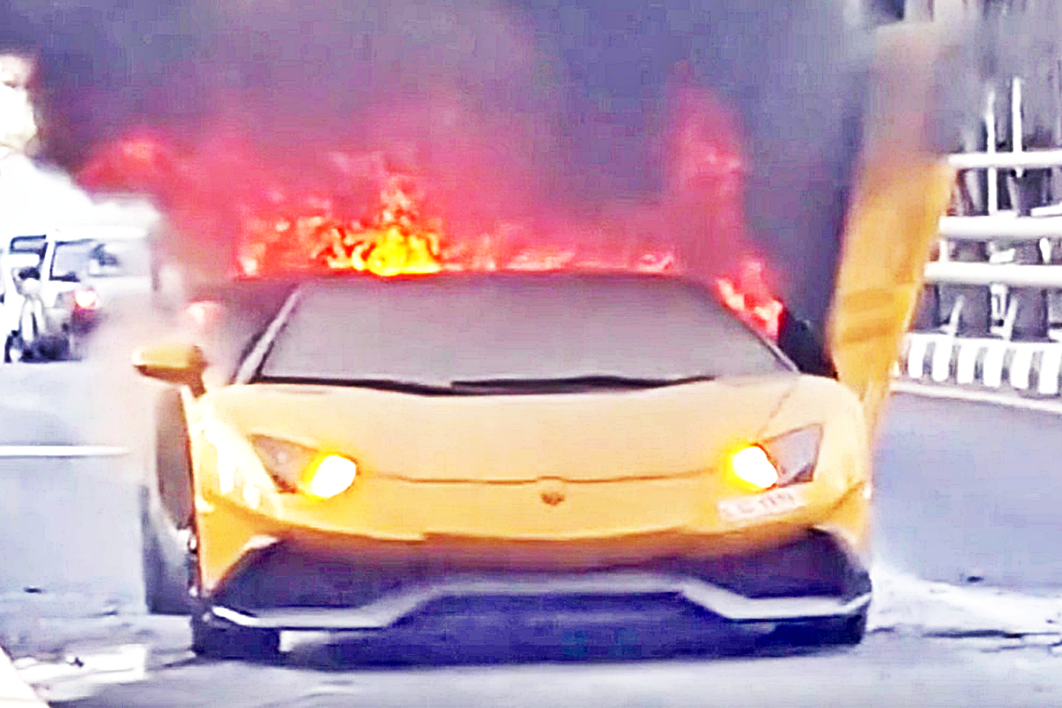 0_람보르기니 화재.png