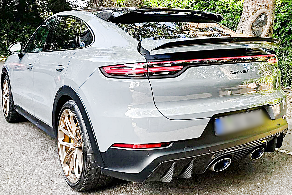 포르쉐 카이엔 터보 GT.png