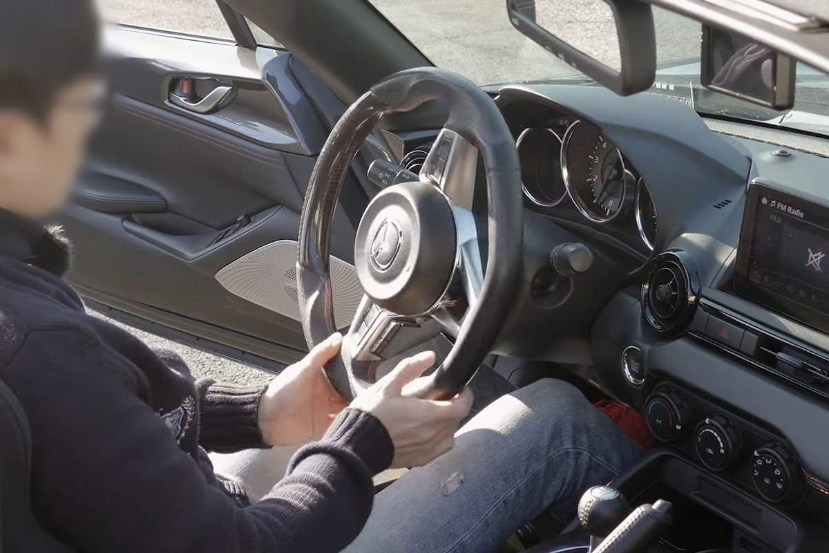 논크로스 스티어링 1.png