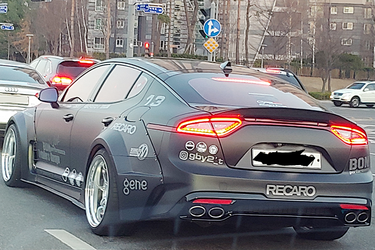 전동화 시대를 맞는 튜닝 시장.png