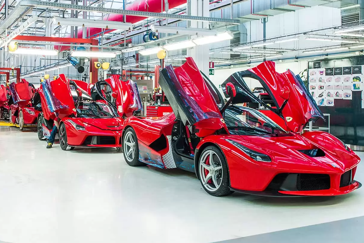 3_페라리 생산 라인_Ferrari.png