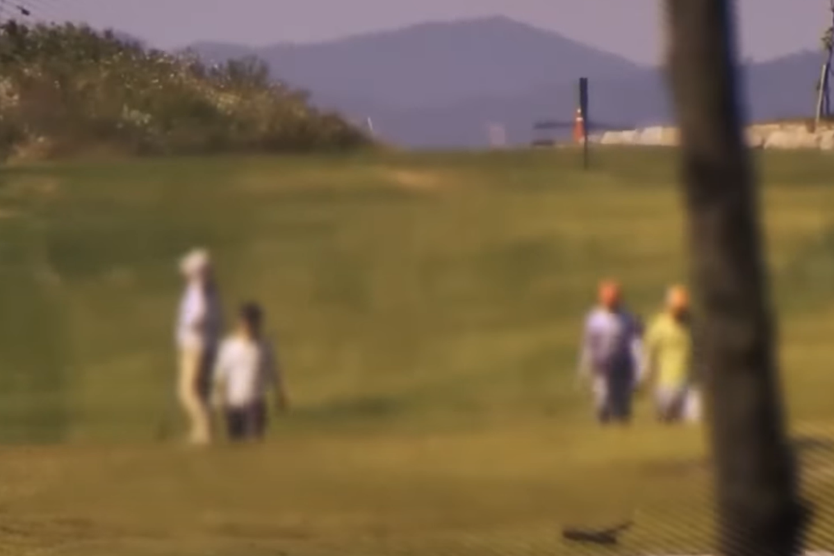 골프 치는 국군 간부들 사진.png