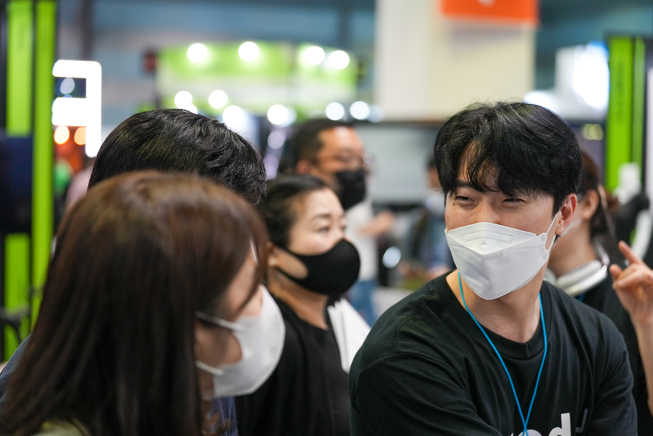 컴업 2024 박람회 시행착오_타겟고객부재2.png