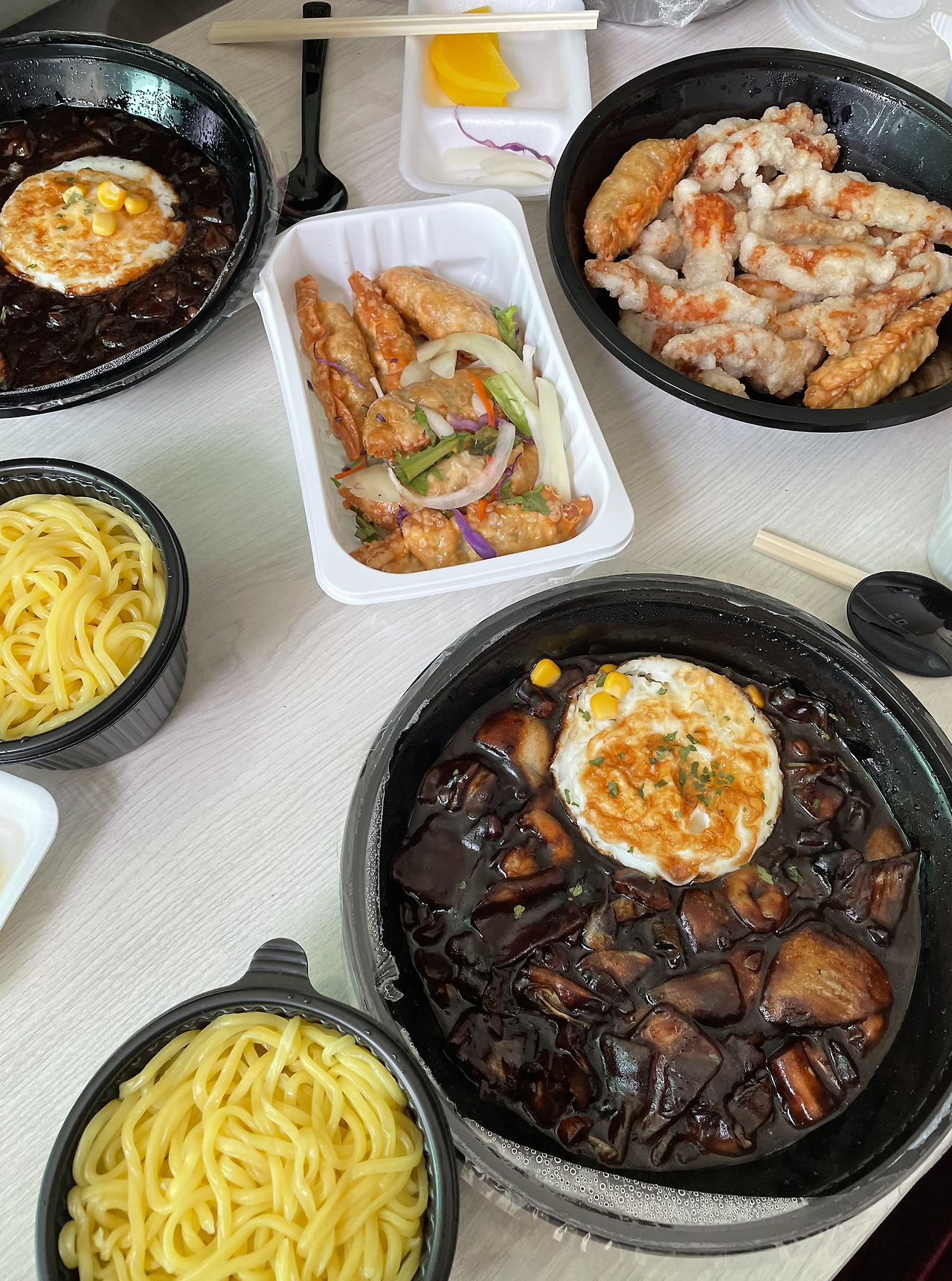 스크린샷 2022-04-08 오후 4.03.38.png